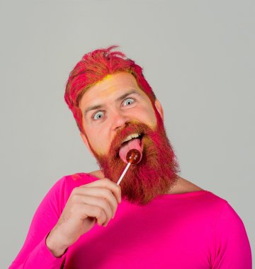 Mann-lutscht-an-Lolli-suck