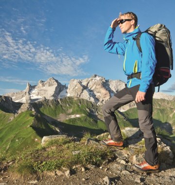 Mann auf Wanderung